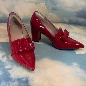 Pointed-Toe Block Heel Loafer - bow accent